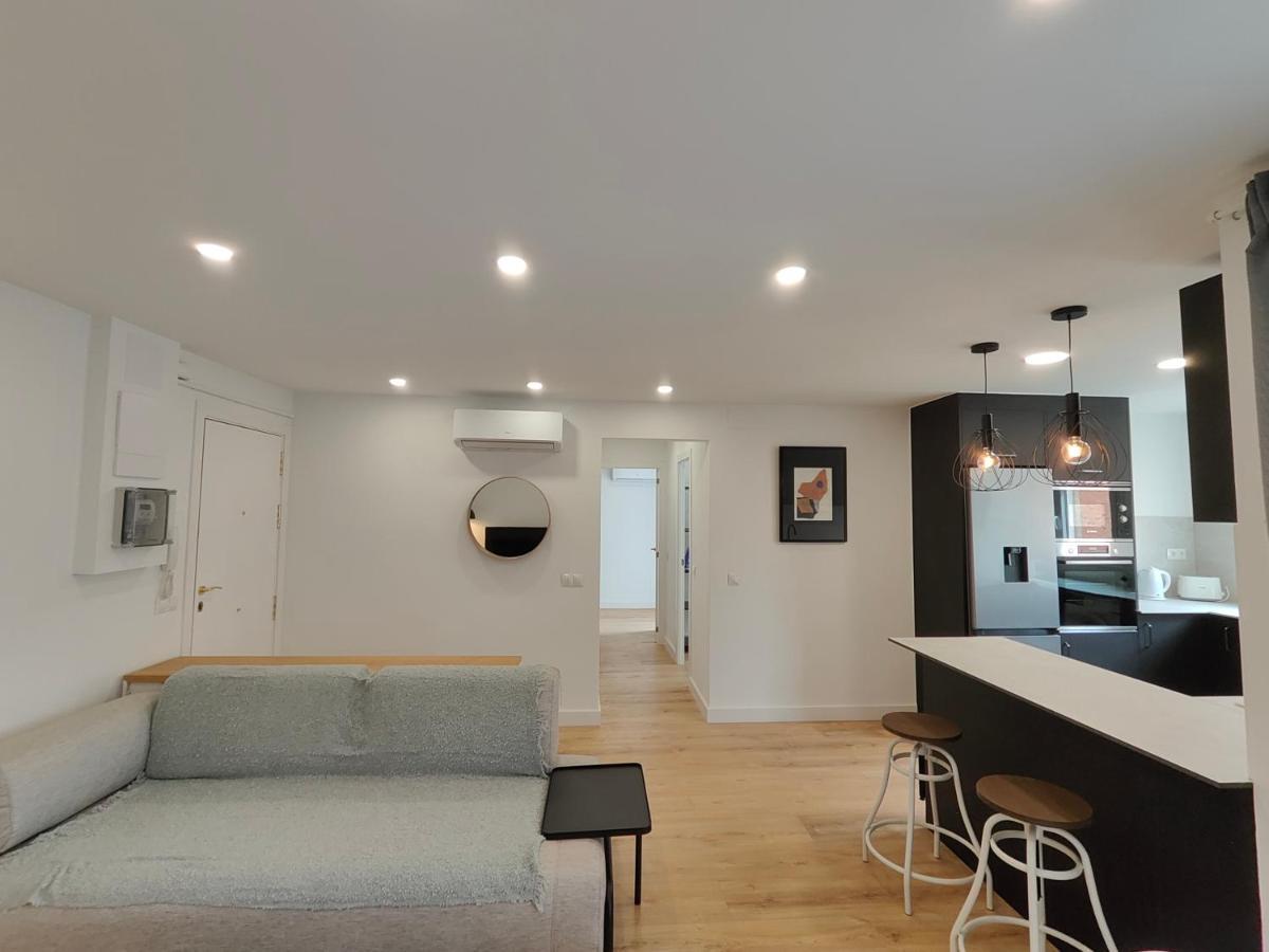 סנט אדריה דה בסוס Fantastic Apartment Sant Adria Beach מראה חיצוני תמונה